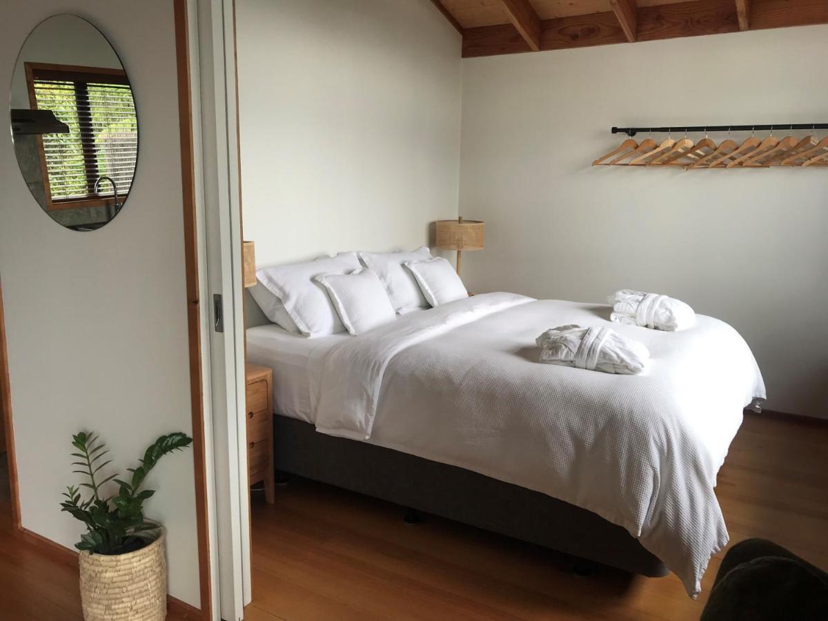 Adrift In Golden Bay- Absolute Beachfront Villas (Adults Only) Collingwood Zewnętrze zdjęcie