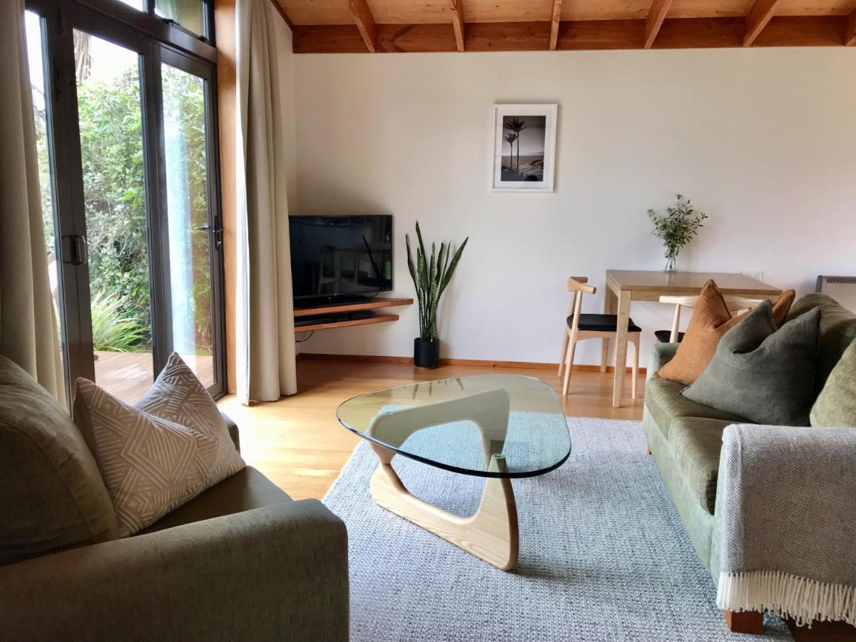 Adrift In Golden Bay- Absolute Beachfront Villas (Adults Only) Collingwood Zewnętrze zdjęcie