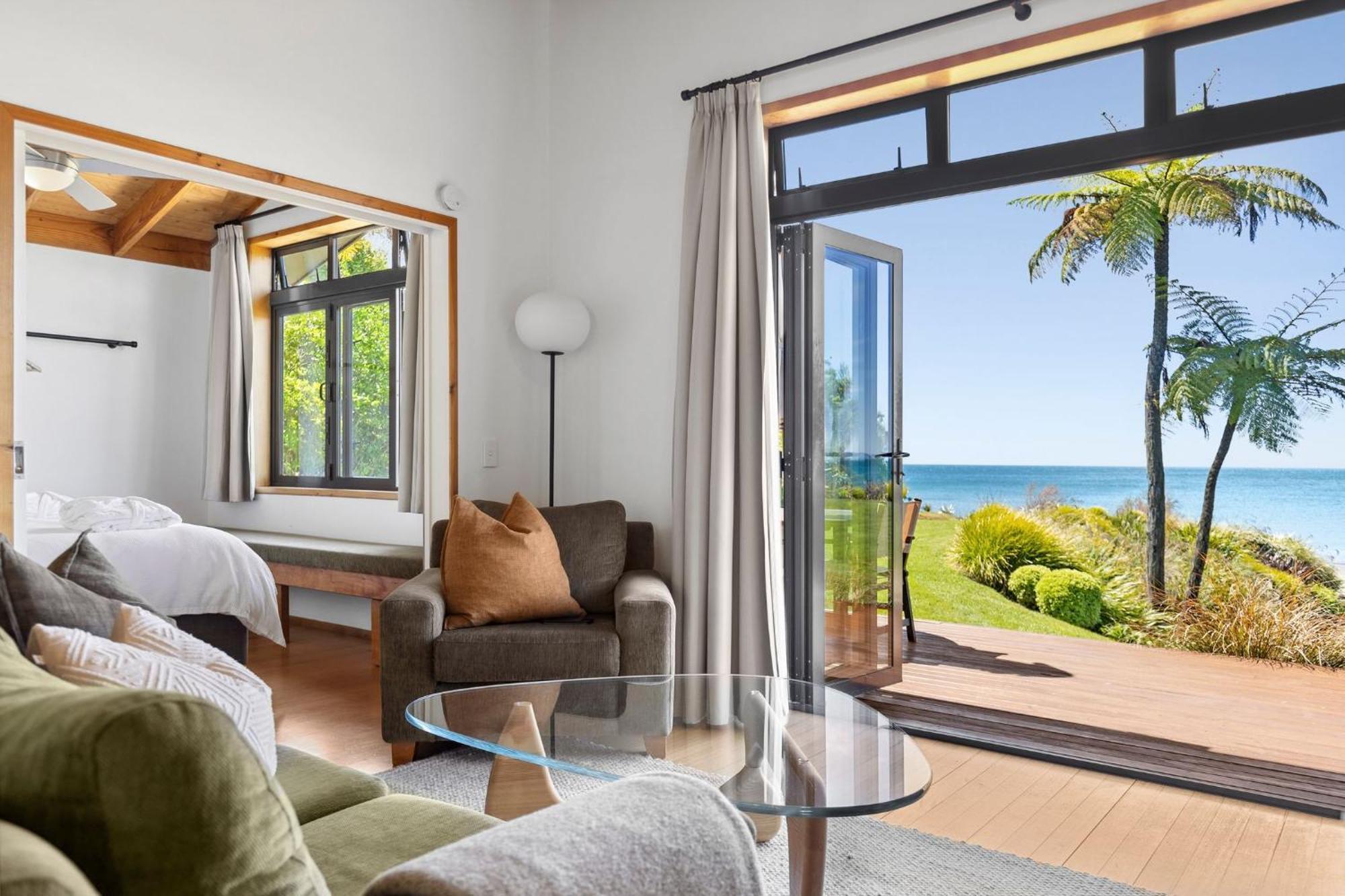 Adrift In Golden Bay- Absolute Beachfront Villas (Adults Only) Collingwood Zewnętrze zdjęcie
